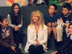 Goldie Hawn, entourée d